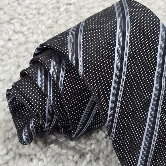 Giorgio Armani Neck Tie Mens Black Blue Stripes Micro Dots Silk Italy Career - Picture 3 of 8
